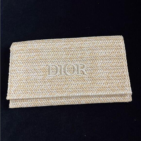 Brand new Christian Dior Clutch Pouch Beige VIP Customers Limited Novelty - Picture 4 of 9